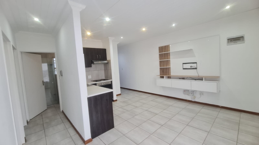 To Let 2 Bedroom Property for Rent in Hagley Western Cape